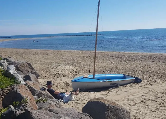 ゲストハウス Anthony アグド