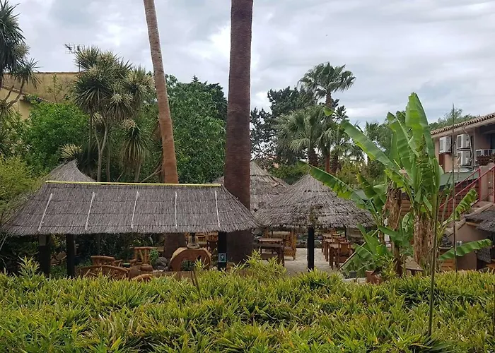 ゲストハウス Anthony 3*